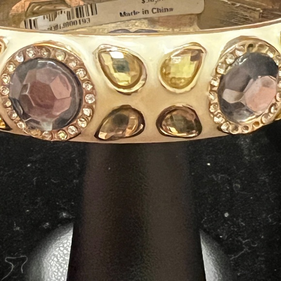 Vintage Sequin Gold Tone Bangle Bracelet with Gemstone Accents - Picture 3 of 9